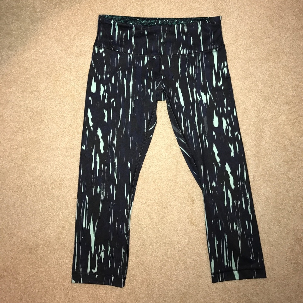 Lululemon Wunder under crop 8